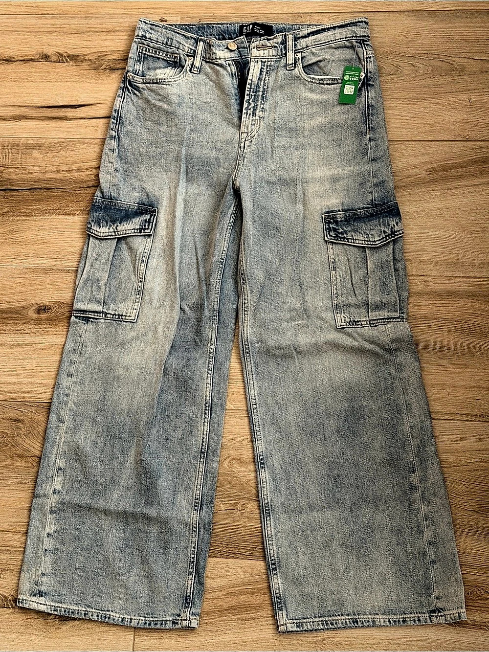 Gap High Rise Wide-Leg Cargo Jeans Cargo Jeans in Blue Size 10/30S NWT